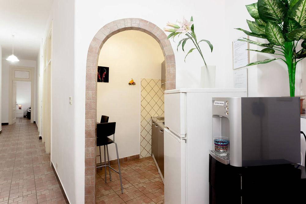 Luna Home Рим Екстериор снимка