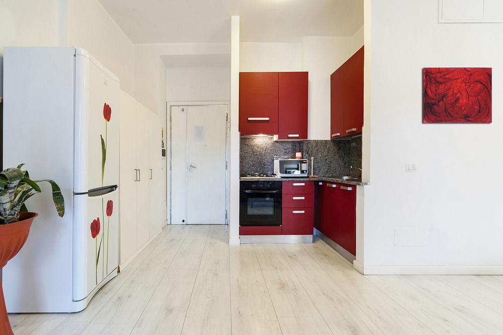 Luna Home Рим Екстериор снимка