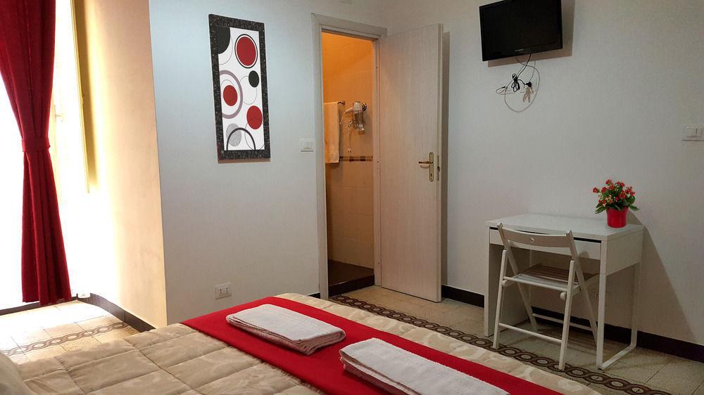 Luna Home Рим Екстериор снимка