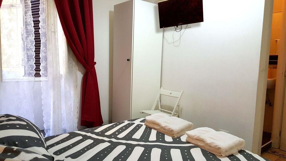 Luna Home Рим Екстериор снимка