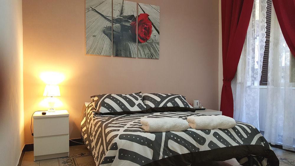 Luna Home Рим Екстериор снимка
